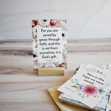 Load image into Gallery viewer, Bible memory verses about faith and hope in large print for easy to read display with wooden stand.